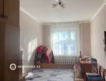 2-комнатная квартира, этаж 2 из 5, 49 м²