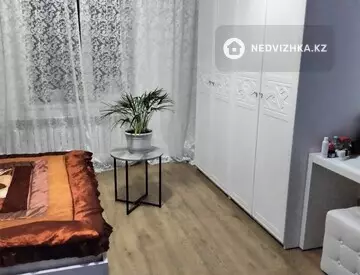 7-комнатный дом, 10 соток, 150 м²