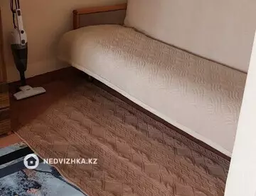 1-комнатная квартира, этаж 3 из 5, 35 м², На длительный срок