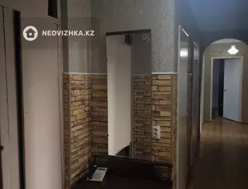 4-комнатная квартира, этаж 6 из 12, 84 м²