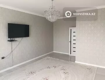 2-комнатная квартира, этаж 9 из 16, 81 м²