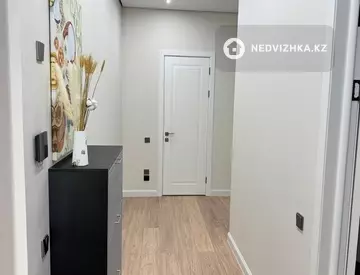 2-комнатная квартира, этаж 17 из 21, 78 м², на длительный срок