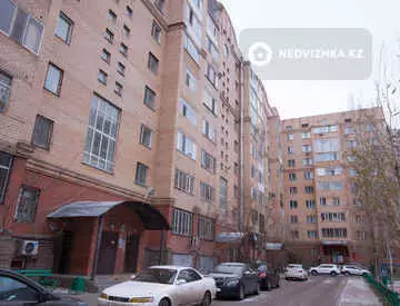 2-комнатная квартира, этаж 3 из 9, 60 м²