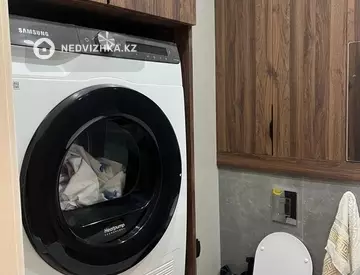 3-комнатная квартира, этаж 9 из 9, 76 м²