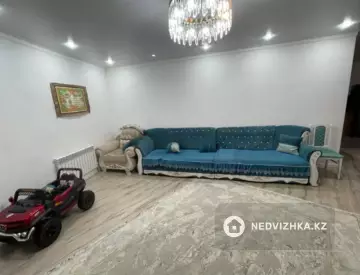 3-комнатная квартира, этаж 9 из 13, 123 м²