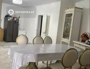 3-комнатная квартира, этаж 9 из 13, 123 м²