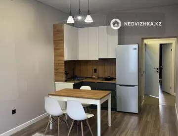 2-комнатная квартира, этаж 4 из 10, 44 м²