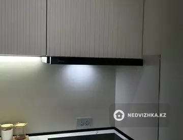2-комнатная квартира, этаж 17 из 22, 45 м²