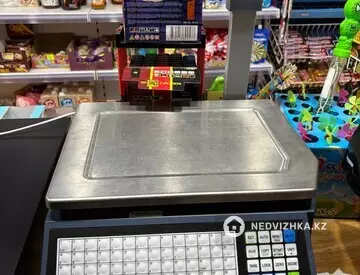 Готовый бизнес, в жилом доме, этаж 1 из 10, 100 м²