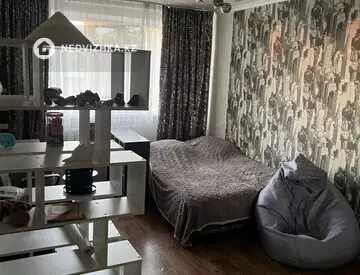 3-комнатная квартира, этаж 3 из 5, 62 м²