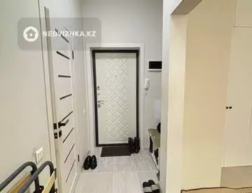 1-комнатная квартира, этаж 3 из 10, 39 м²