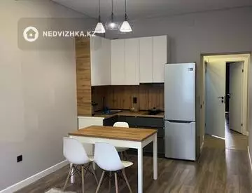 2-комнатная квартира, этаж 4 из 10, 45 м²