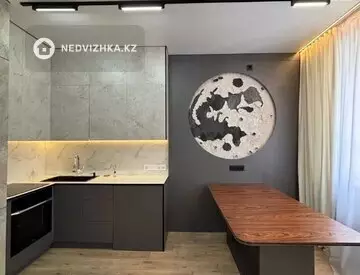 3-комнатная квартира, этаж 1 из 10, 60 м²