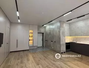 3-комнатная квартира, этаж 1 из 10, 60 м²