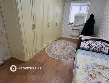 3-комнатная квартира, этаж 1 из 4, 70 м²