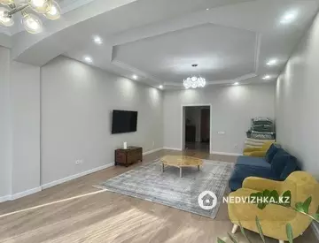 3-комнатная квартира, этаж 7 из 10, 133 м²