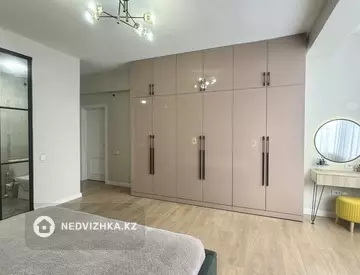 3-комнатная квартира, этаж 7 из 10, 133 м²