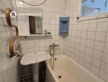 1-комнатная квартира, этаж 4 из 5, 34 м²