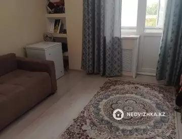 2-комнатная квартира, этаж 2 из 12, 70 м²