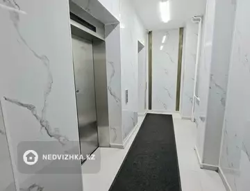 2-комнатная квартира, этаж 10 из 12, 88 м²