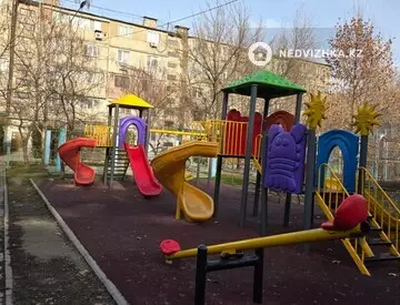 3-комнатная квартира, этаж 3 из 5, 60 м²