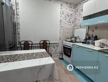 2-комнатная квартира, этаж 1 из 9, 51 м²