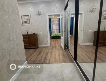 3-комнатная квартира, этаж 2 из 5, 90 м², на длительный срок