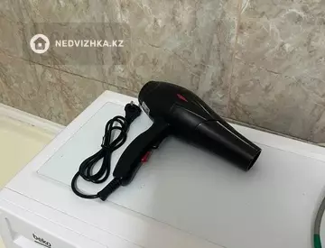 1-комнатная квартира, этаж 4 из 9, 40 м², посуточно