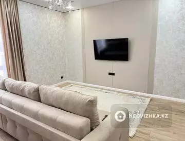 2-комнатная квартира, этаж 12 из 14, 56 м², На длительный срок