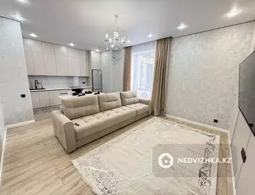 2-комнатная квартира, этаж 12 из 14, 56 м², На длительный срок