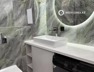 2-комнатная квартира, этаж 12 из 14, 56 м², На длительный срок