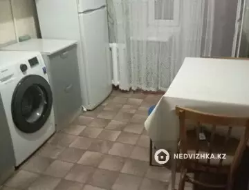 2-комнатная квартира, этаж 5 из 9, 50 м², посуточно