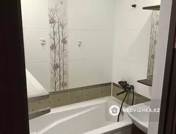 2-комнатная квартира, этаж 4 из 6, 57 м²