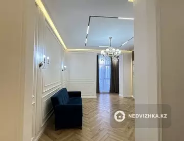 3-комнатная квартира, этаж 4 из 9, 80 м²