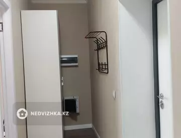 2-комнатная квартира, этаж 2 из 16, 55 м², на длительный срок