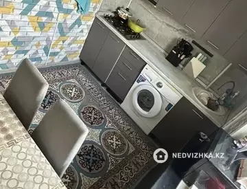 2-комнатная квартира, этаж 4 из 5, 45 м²