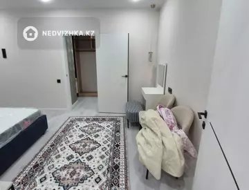 3-комнатная квартира, этаж 8 из 9, 93 м²