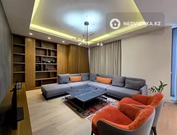 6-комнатная квартира, этаж 4 из 4, 269 м²