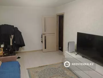 1-комнатная квартира, этаж 4 из 5, 33 м²