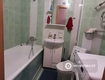 1-комнатная квартира, этаж 3 из 6, 347 м²