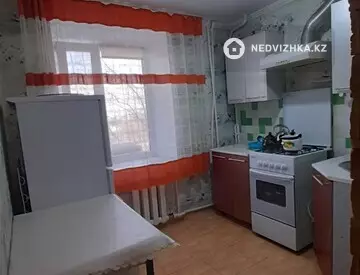 1-комнатная квартира, этаж 3 из 6, 347 м²