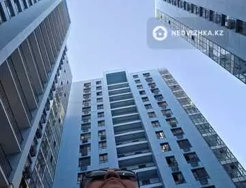 4-комнатная квартира, этаж 16 из 19, 102 м²