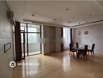 2-комнатная квартира, этаж 3 из 21, 93 м²