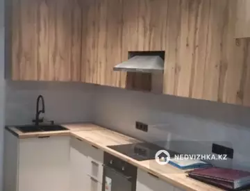 3-комнатная квартира, этаж 7 из 14, 53 м²