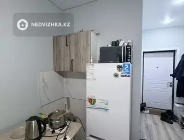 1-комнатная квартира, этаж 6 из 9, 19 м²
