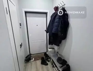 1-комнатная квартира, этаж 6 из 9, 19 м²