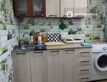 1-комнатная квартира, этаж 4 из 5, 40 м², посуточно