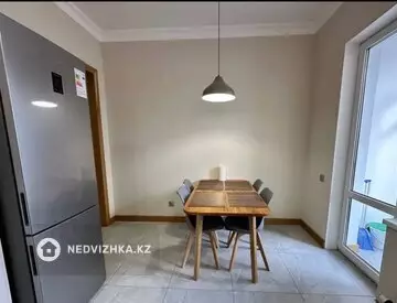 2-комнатная квартира, этаж 3 из 7, 76 м²