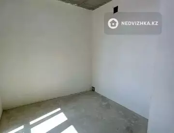 1-комнатная квартира, этаж 9 из 12, 46 м²