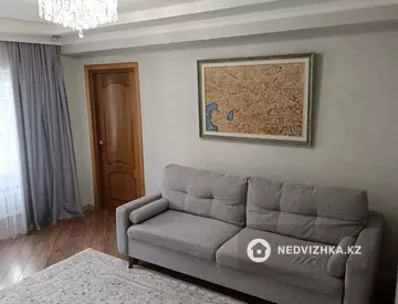 2-комнатная квартира, этаж 3 из 4, 43 м²